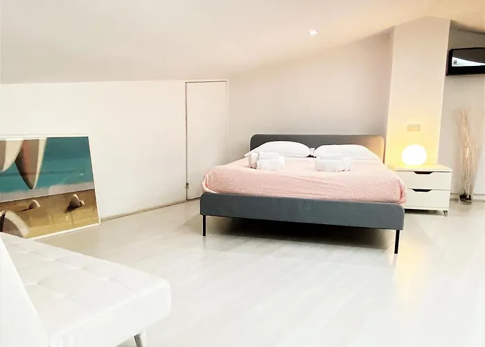 Vatican Modern Designer Loft Апартаменты